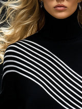 【24-hour shipping out】High-End Fashionable Loose Black And White Line Knitted Sweater