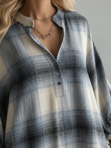 Elegant O-shaped Blue And White Checkered Midi Dress