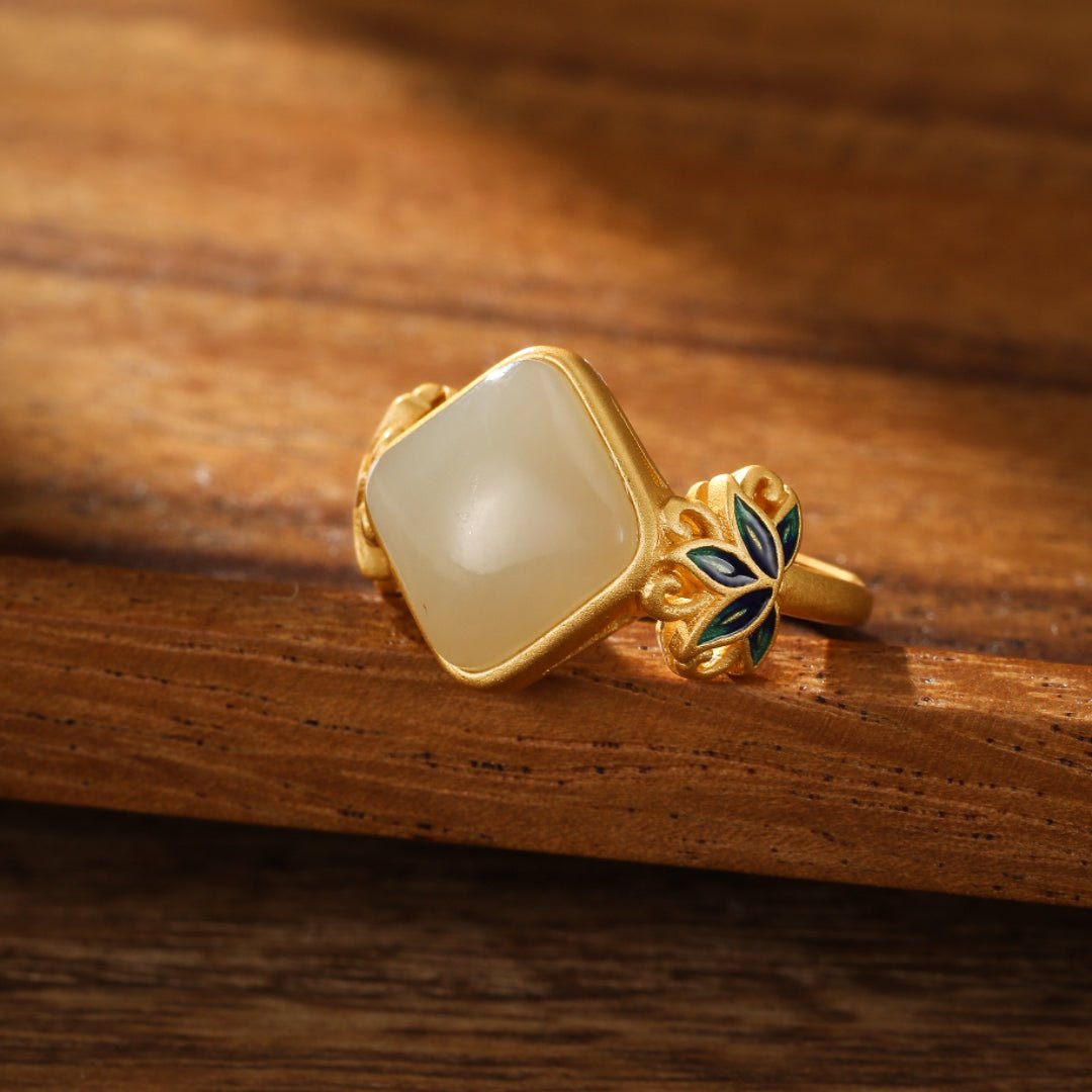 Bague Éveil Lotus Bleu - Jade Blanc, Argent Plaqué Or - Biloria