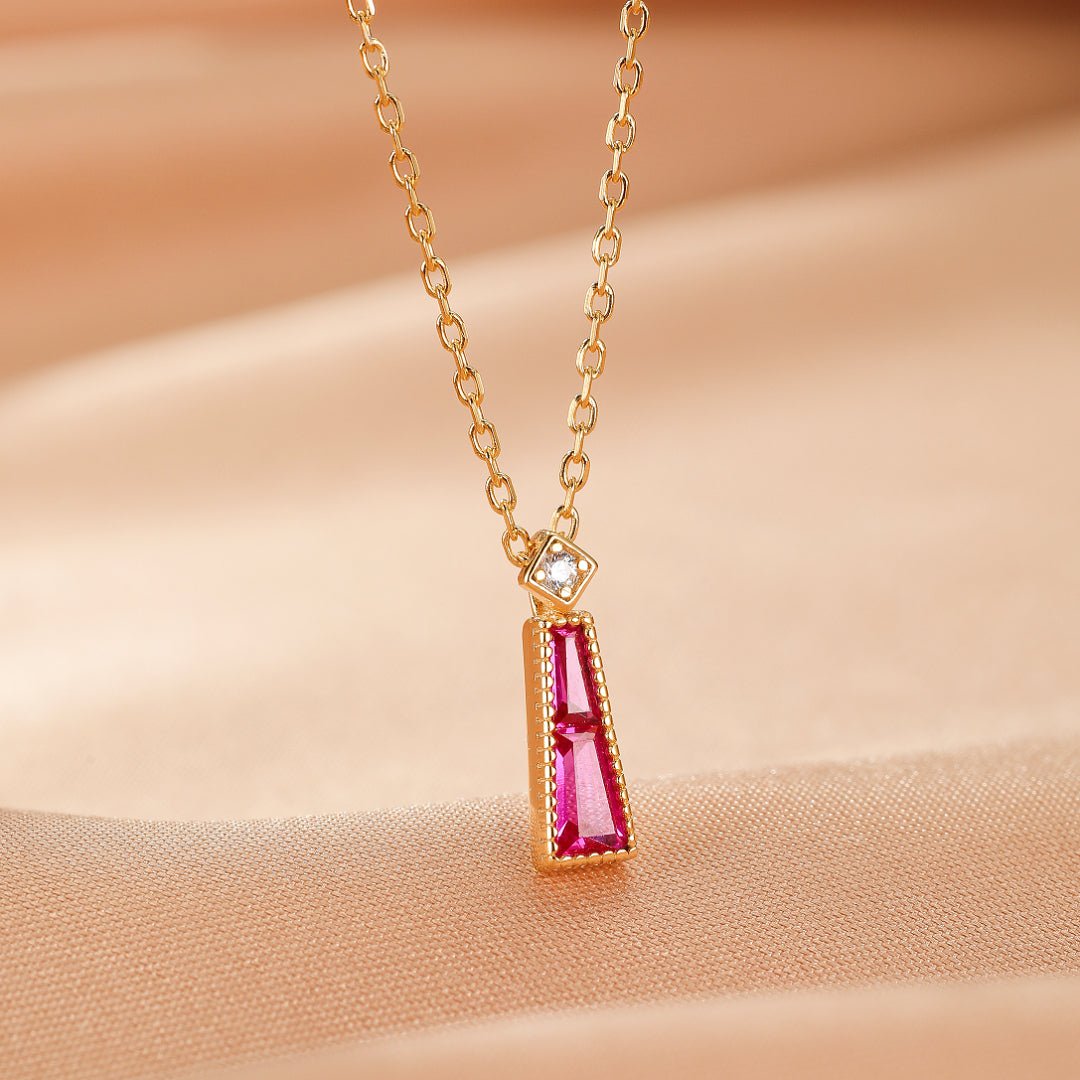 Collier Cornaline Pyramide Argent Plaqué Or – Énergie & Éclat - Biloria