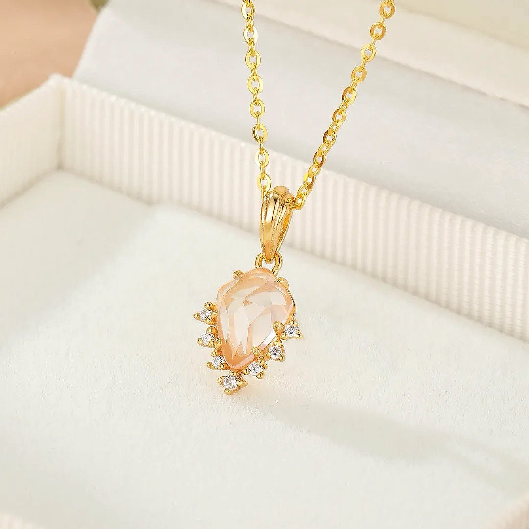 Collier Quartz Rose Goutte Étoilée avec Zircons Argent Plaqué Or 9K - Biloria