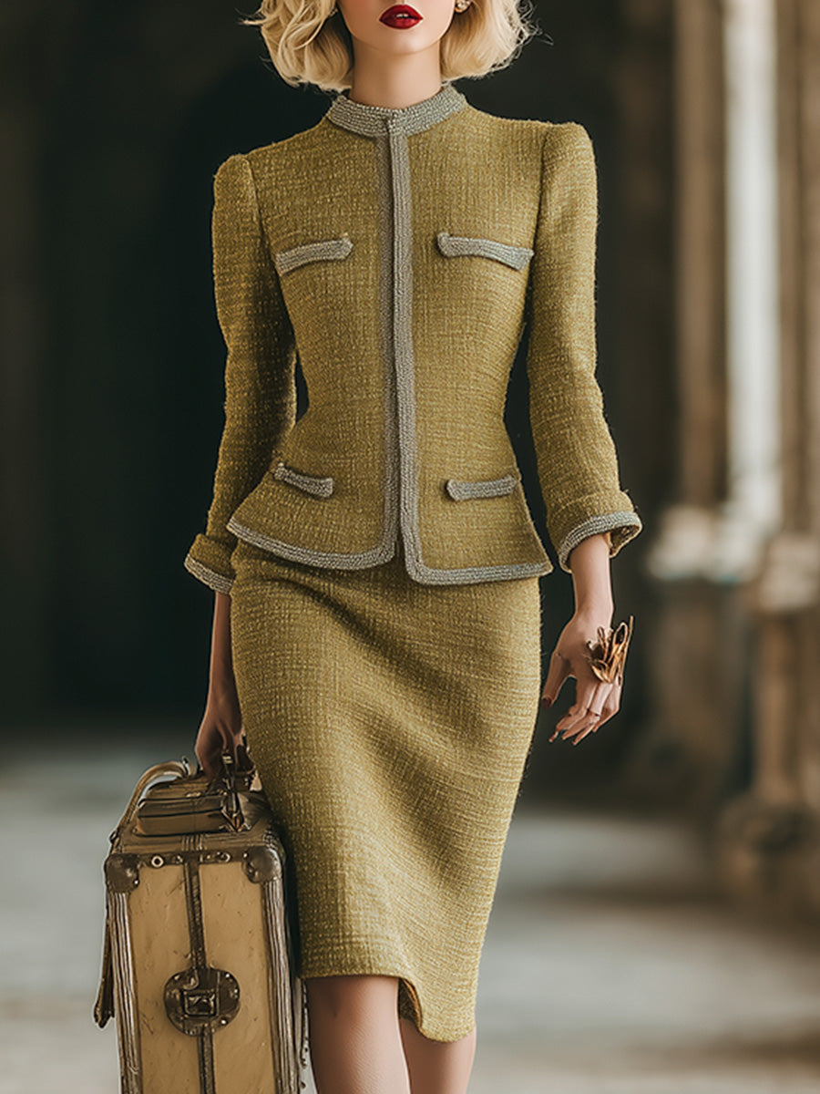Exquisite Vintage Light Gold Tweed Jacket And Skirt Set