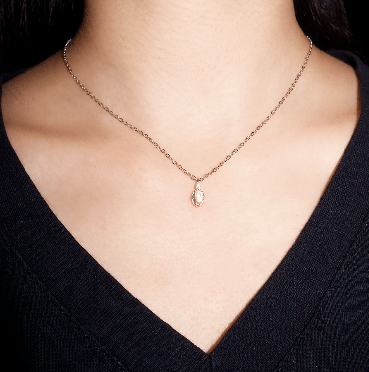 Prêt pour un nouveau départ ? Collier Pierre de Lune Argent Plaqué Or - Biloria